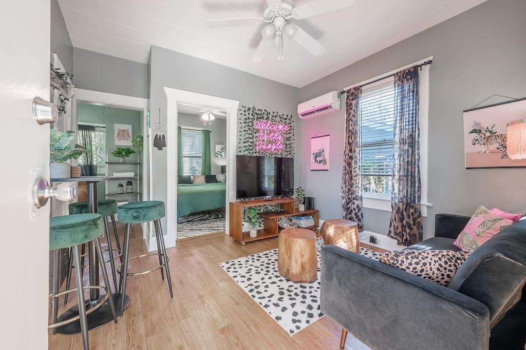 Jungle Themed Apt. Close To Coffee, Food + Shops! Tampa Exteriér fotografie